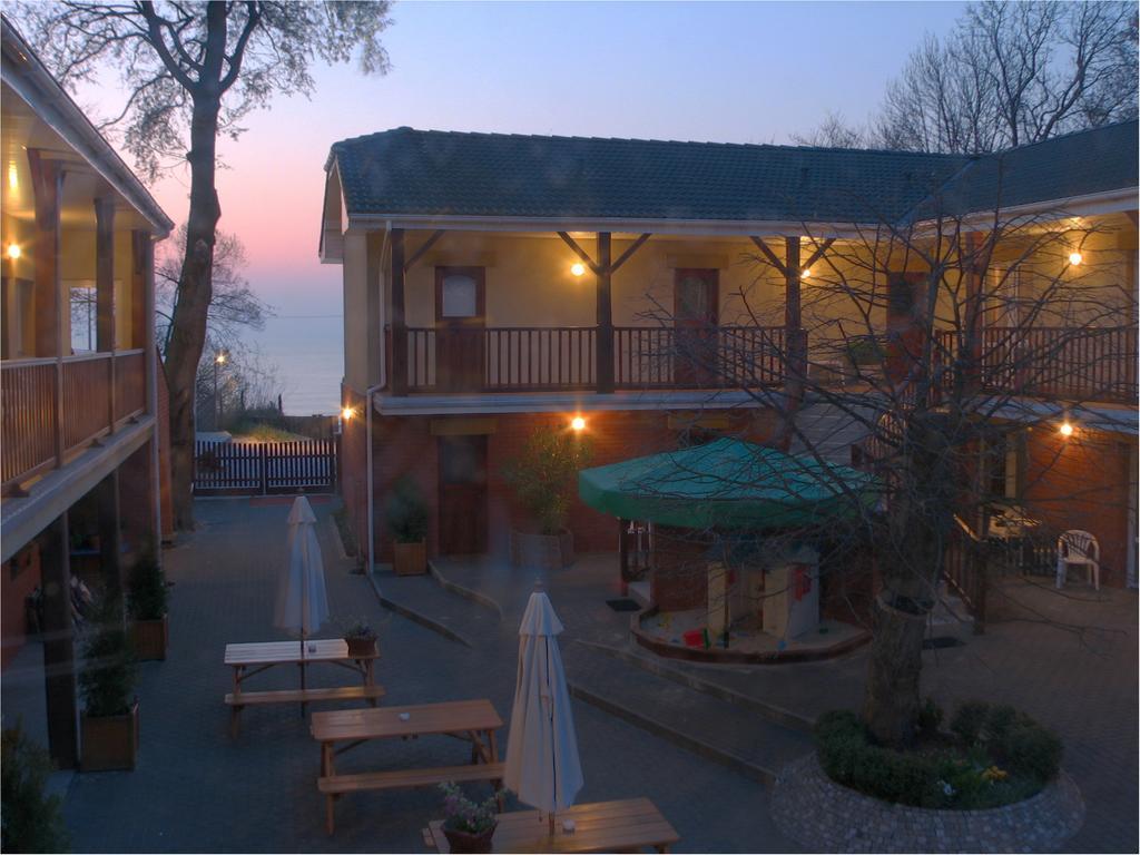 Patio Apartamenty I Pokoje Niechorze Eksteriør billede